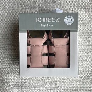 Robeez 12-18 month first kicks sandals